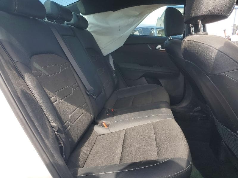2023 KIA FORTE GT LINE 10