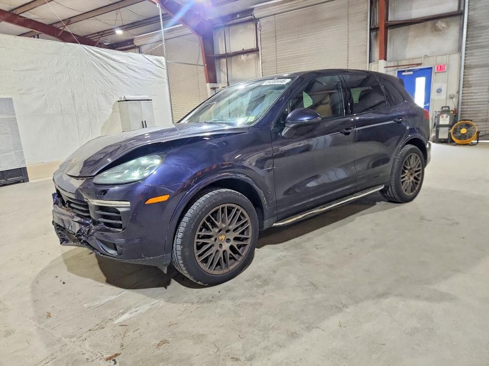 2017 PORSCHE CAYENNE - 1