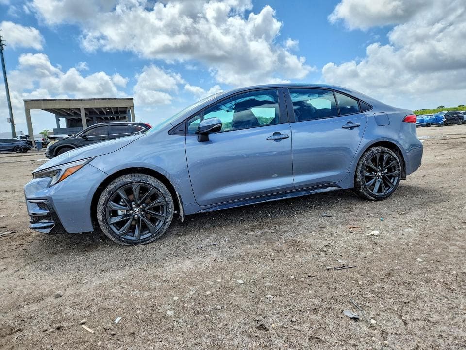 2026 TOYOTA COROLLA SE - 1