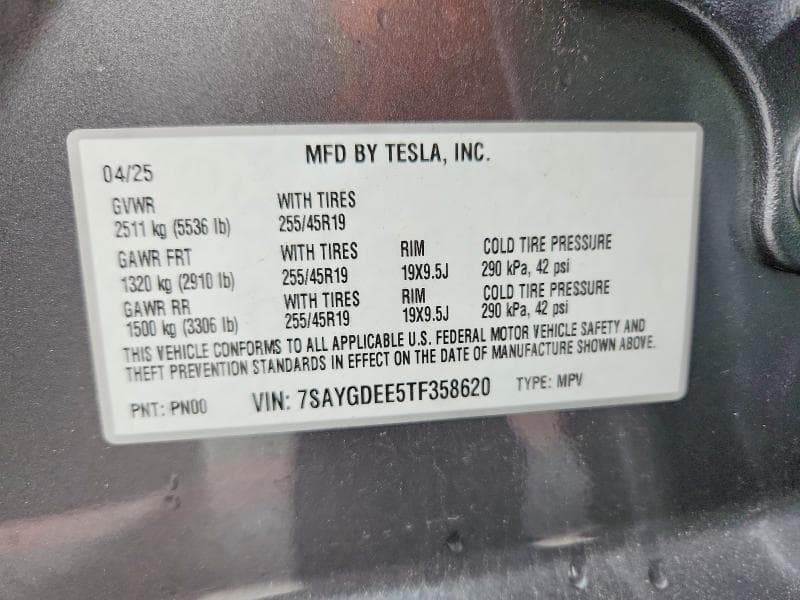2026 TESLA MODEL Y 13