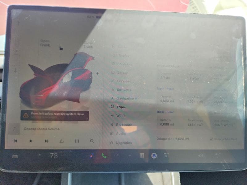 2026 TESLA MODEL Y 9