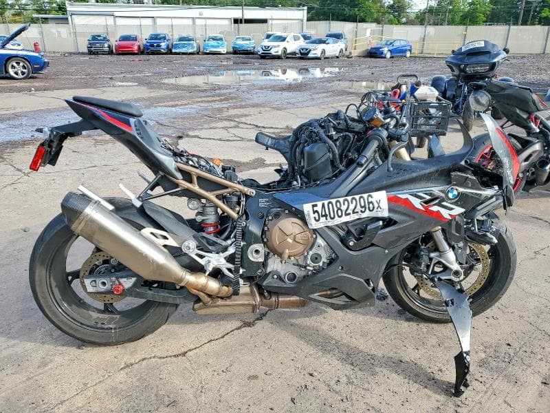 2022 BMW S - 1