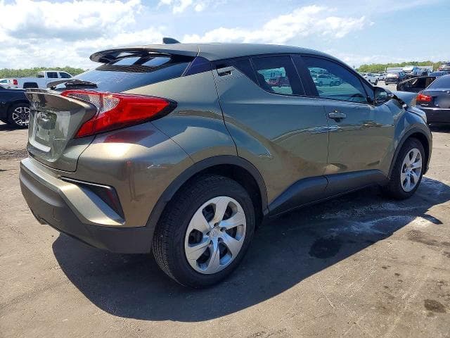 2021 TOYOTA C-HR XLE 3