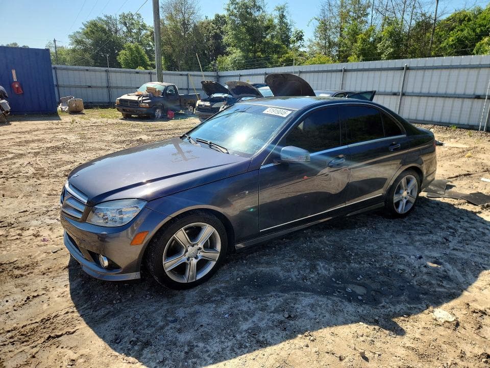 2010 MERCEDES-BENZ C-CLASS - 1