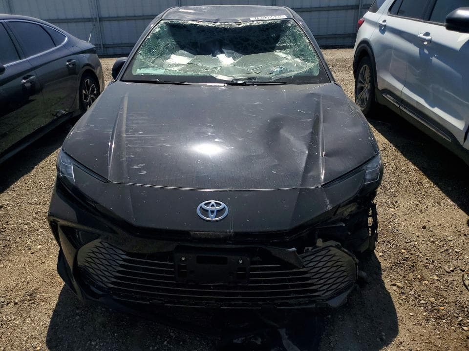 2025 TOYOTA CAMRY XLE 5
