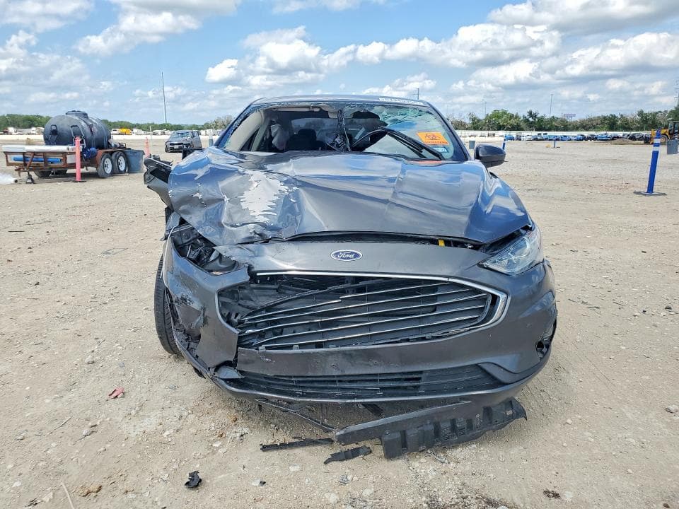 2020 FORD FUSION SE 5