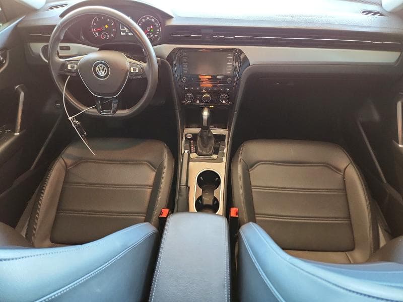 2022 VOLKSWAGEN PASSAT SE SE 8