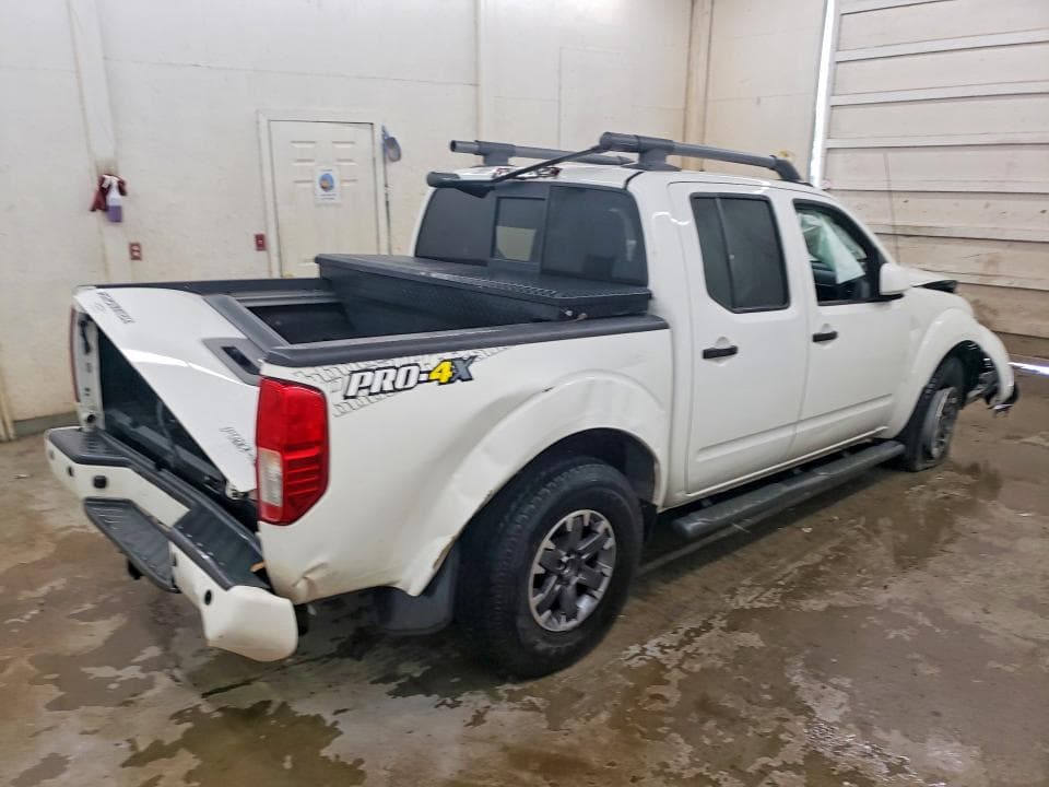 2018 NISSAN FRONTIER S 3
