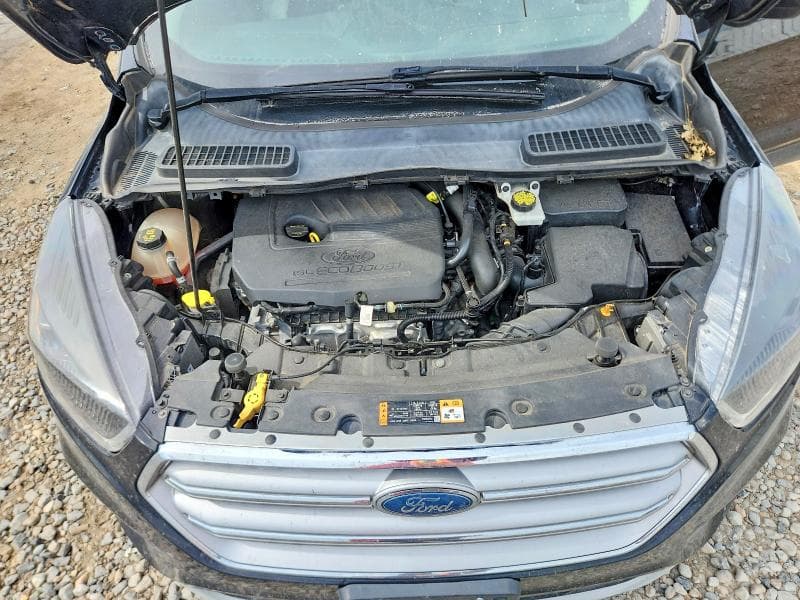 2017 FORD ESCAPE SE 12