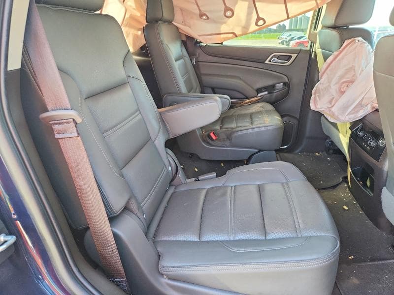 2019 GMC YUKON DENALI 10
