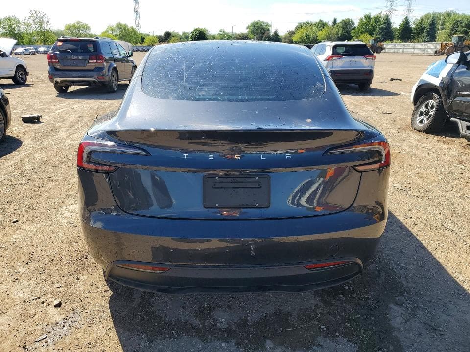 2025 TESLA MODEL 3 6