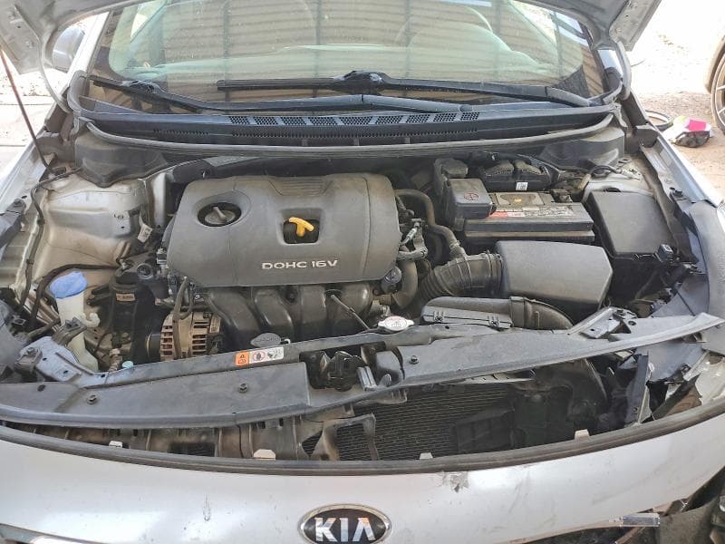 2017 KIA FORTE LX 11