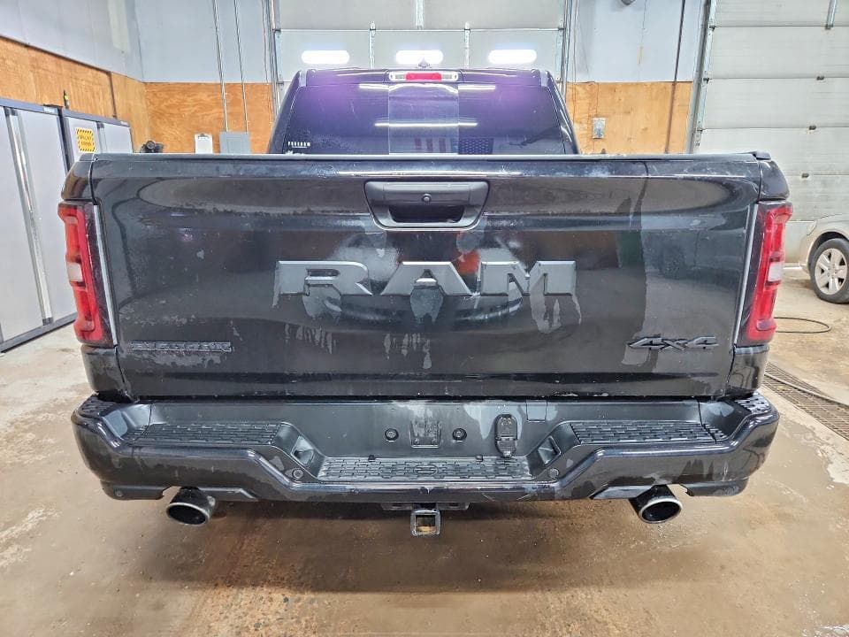 2025 RAM 1500 BIG HORN 6