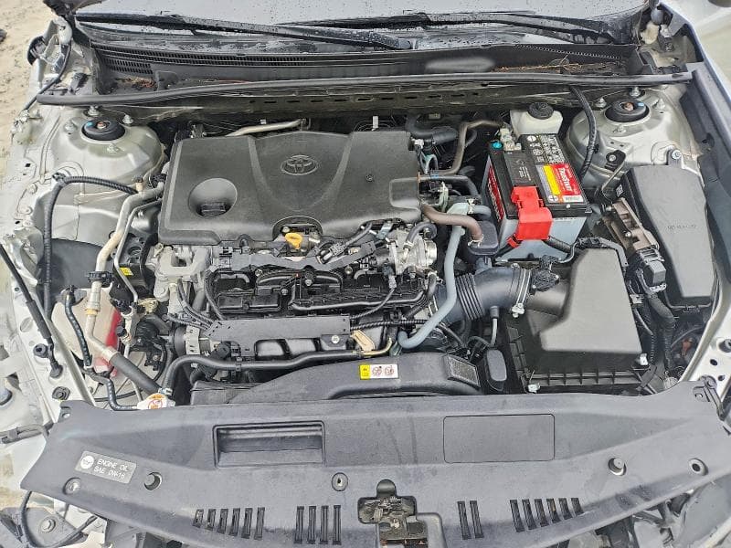 2022 TOYOTA CAMRY SE 11