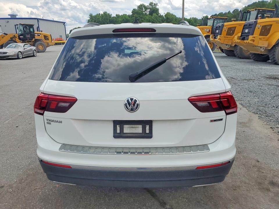 2021 VOLKSWAGEN TIGUAN SE 6