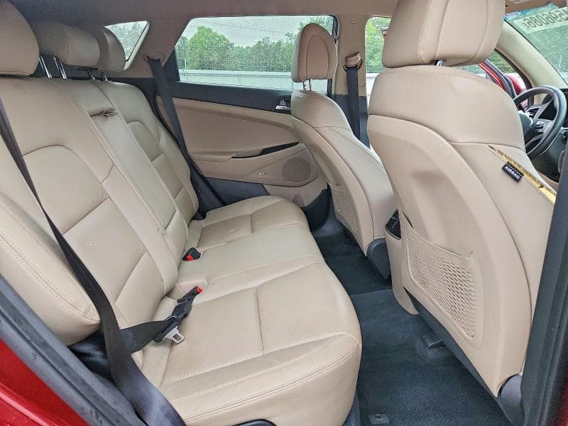 2017 HYUNDAI TUCSON SE PLUS 11