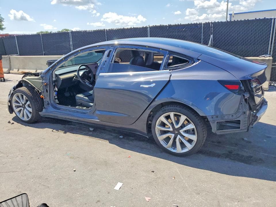 2020 TESLA MODEL 3 2