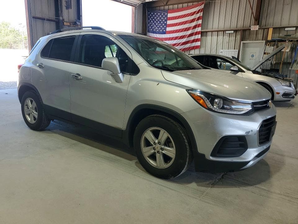 2019 CHEVROLET TRAX 1LT 4