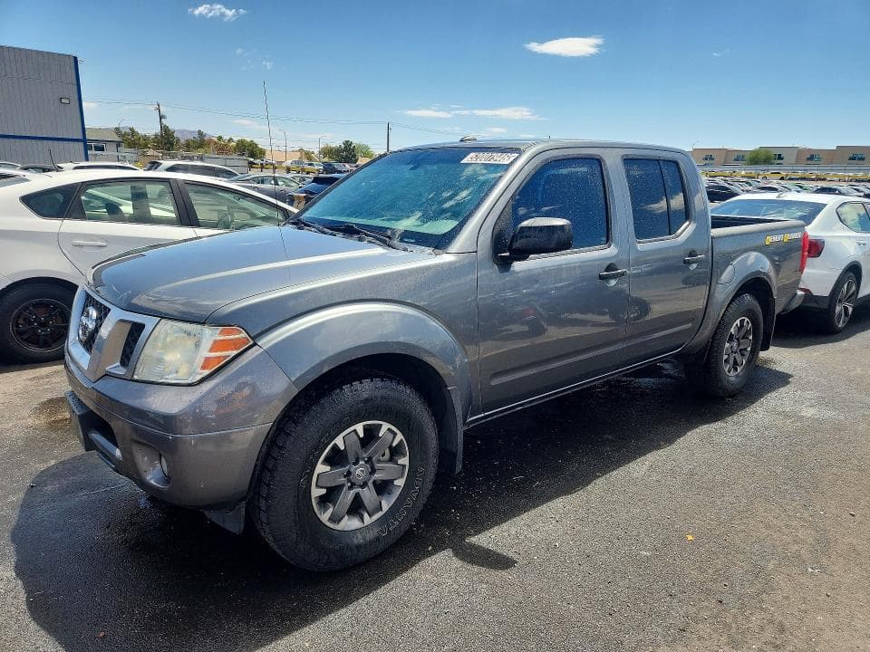 2017 NISSAN FRONTIER