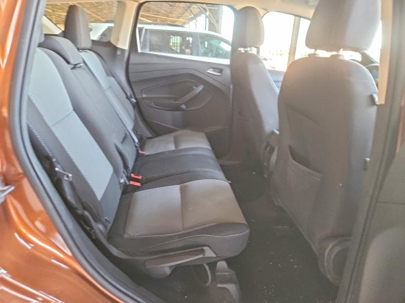 2017 FORD ESCAPE SE 11