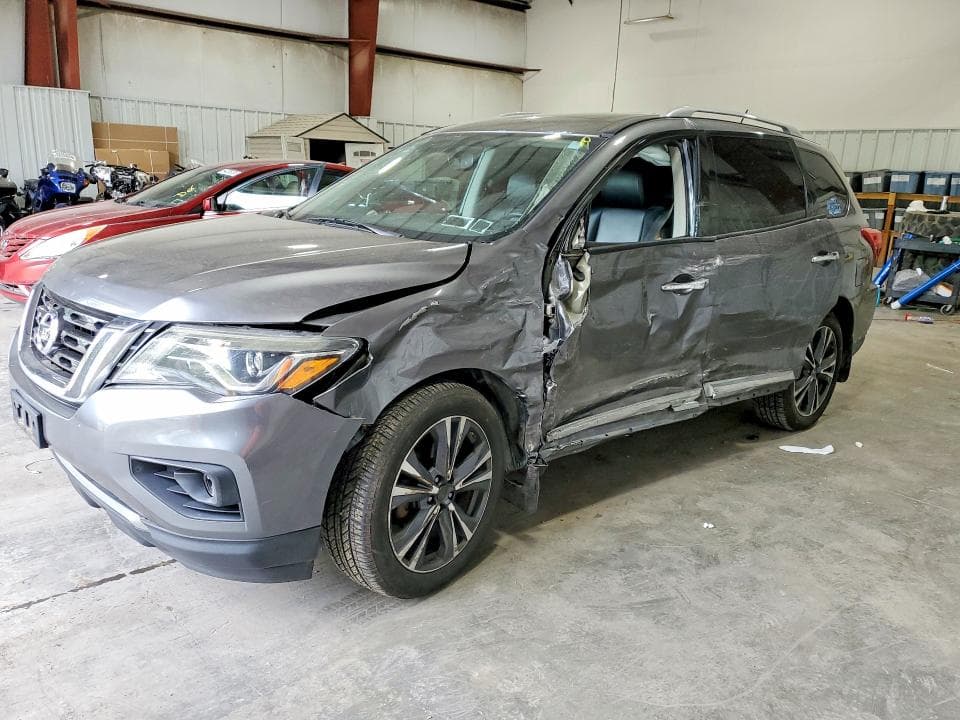 2017 NISSAN PATHFINDER PLATINUM - 1