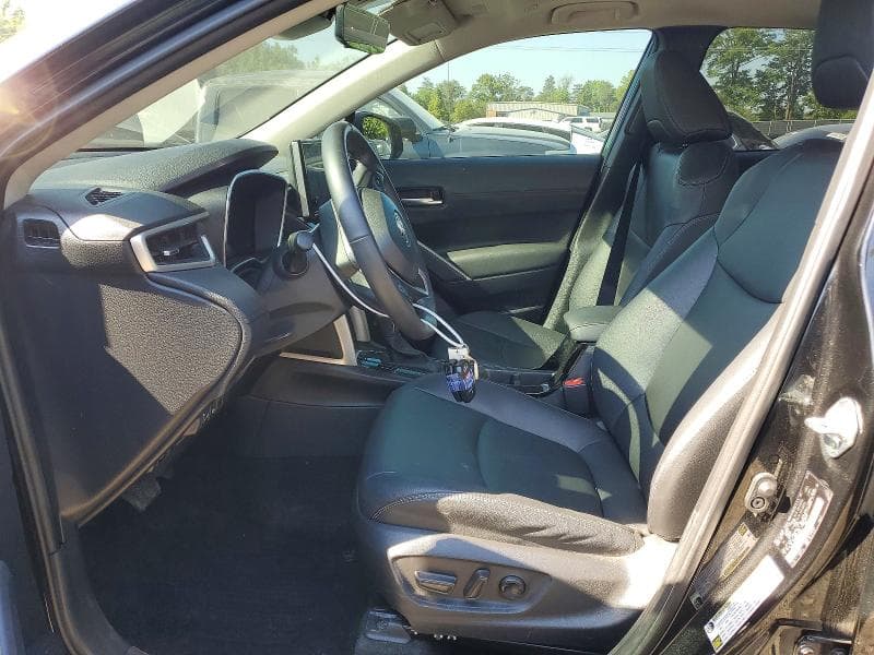 2024 TOYOTA COROLLA CROSS XLE 7