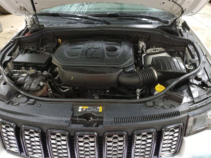 2022 JEEP GRAND CHEROKEE LAREDO E 12