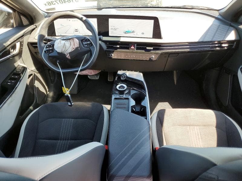 2024 KIA EV6 GT LINE 8