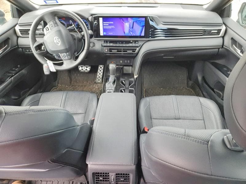 2025 TOYOTA CAMRY XSE 8