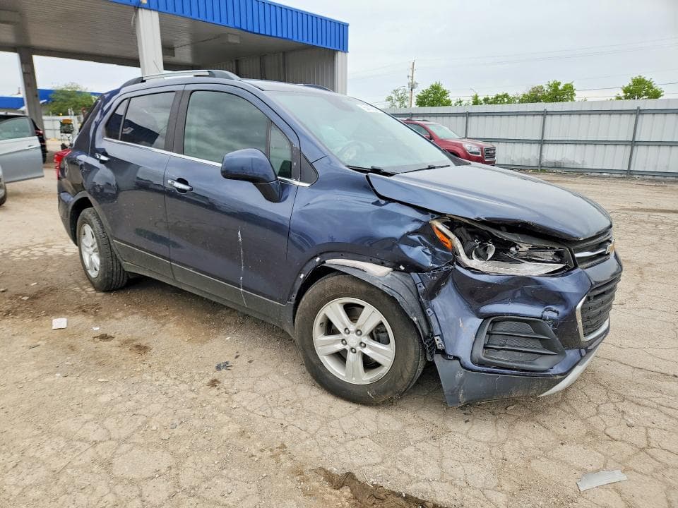 2018 CHEVROLET TRAX 1LT 4