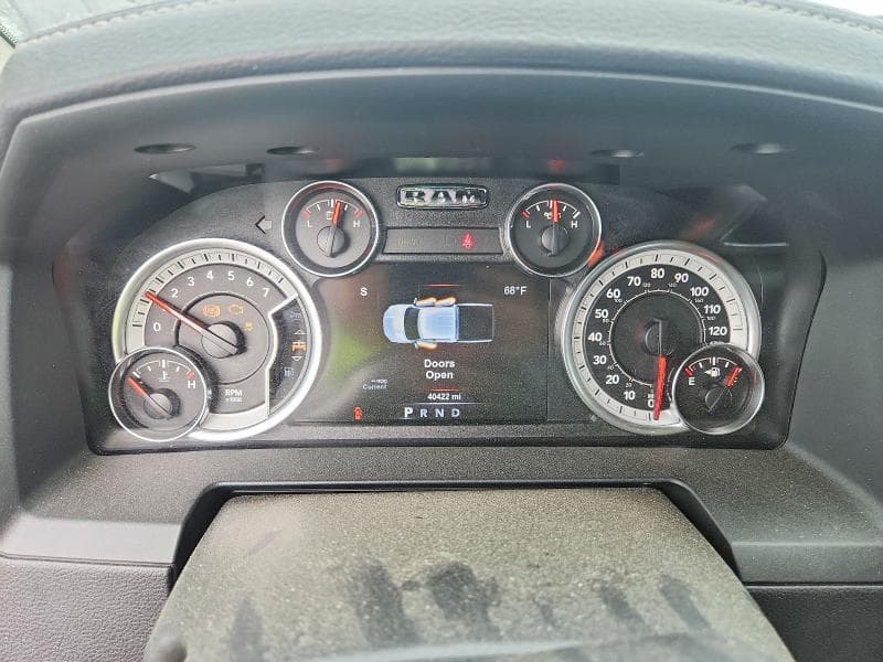 2017 RAM 1500 LARAMIE 9