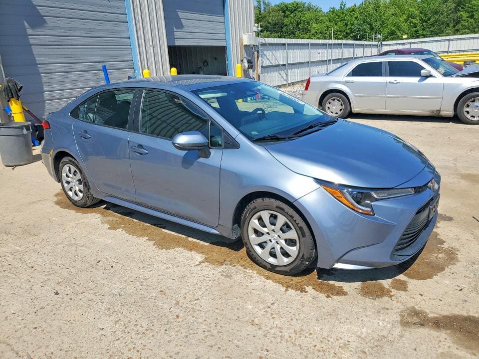 2023 TOYOTA COROLLA LE 4