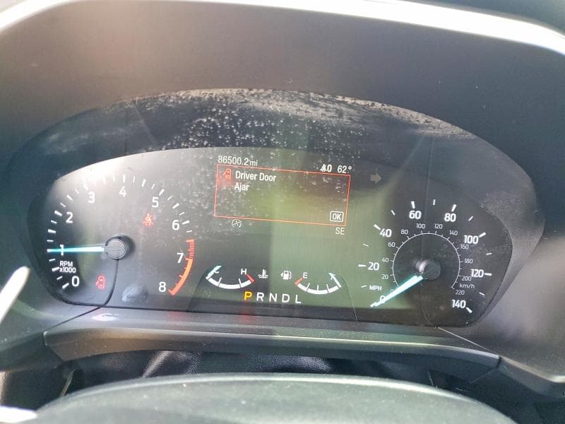 2020 FORD ESCAPE SE 9