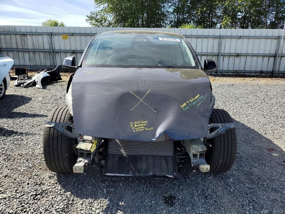 2026 TESLA MODEL Y 5