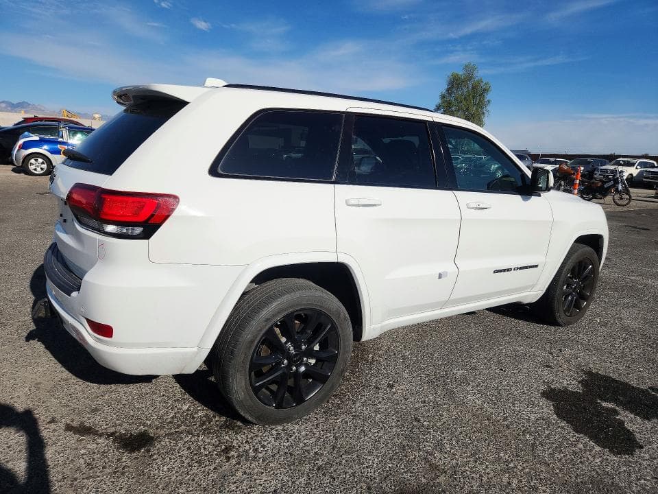 2021 JEEP GR CHER 3