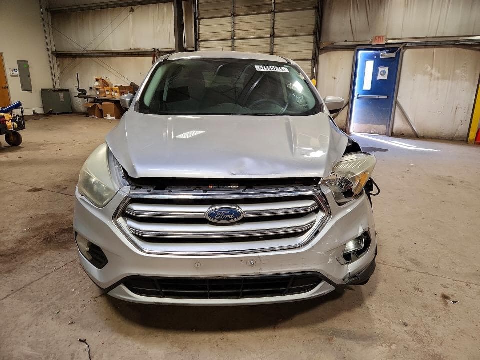 2017 FORD ESCAPE SE 5