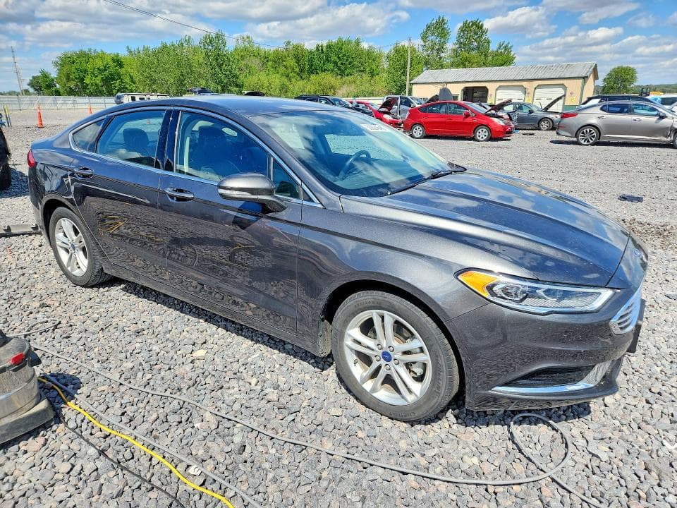 2018 FORD FUSION SE 4