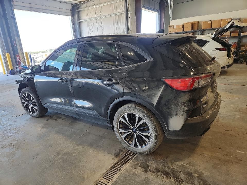 2021 FORD ESCAPE SEL 2