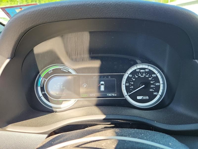 2017 KIA NIRO EX 9