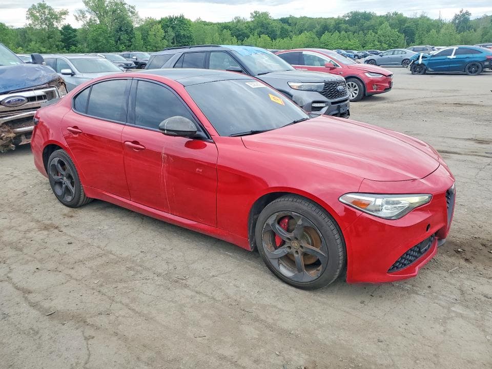 2017 ALFA ROMEO GIULIA Q4 4