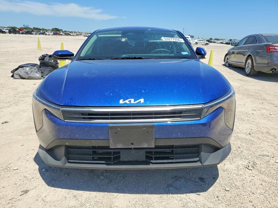 2025 KIA K4 5