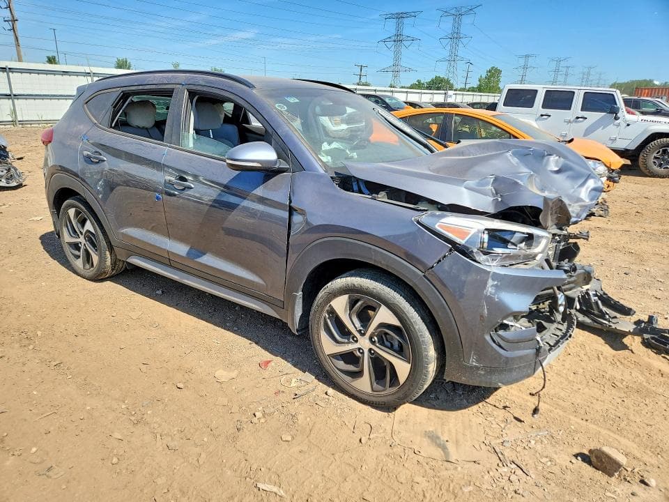 2018 HYUNDAI TUCSON VALUE 4