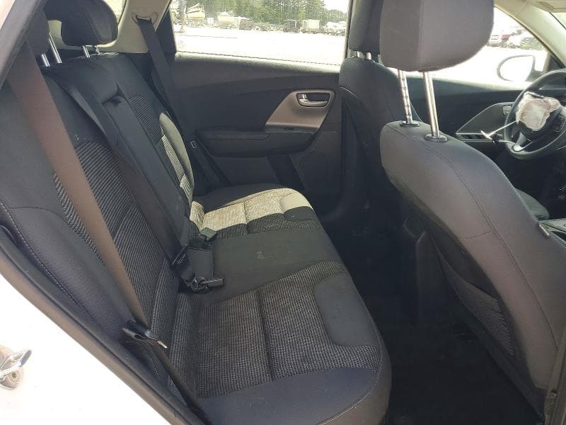 2019 KIA NIRO LX 11