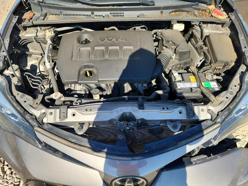 2019 TOYOTA COROLLA SE 11