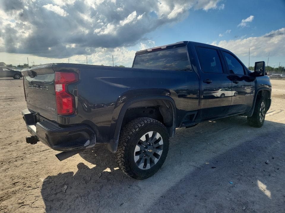 2024 CHEVROLET SILVERADO K2500 CUSTOM 3