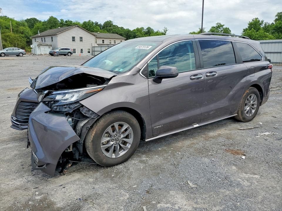 2021 TOYOTA SIENNA