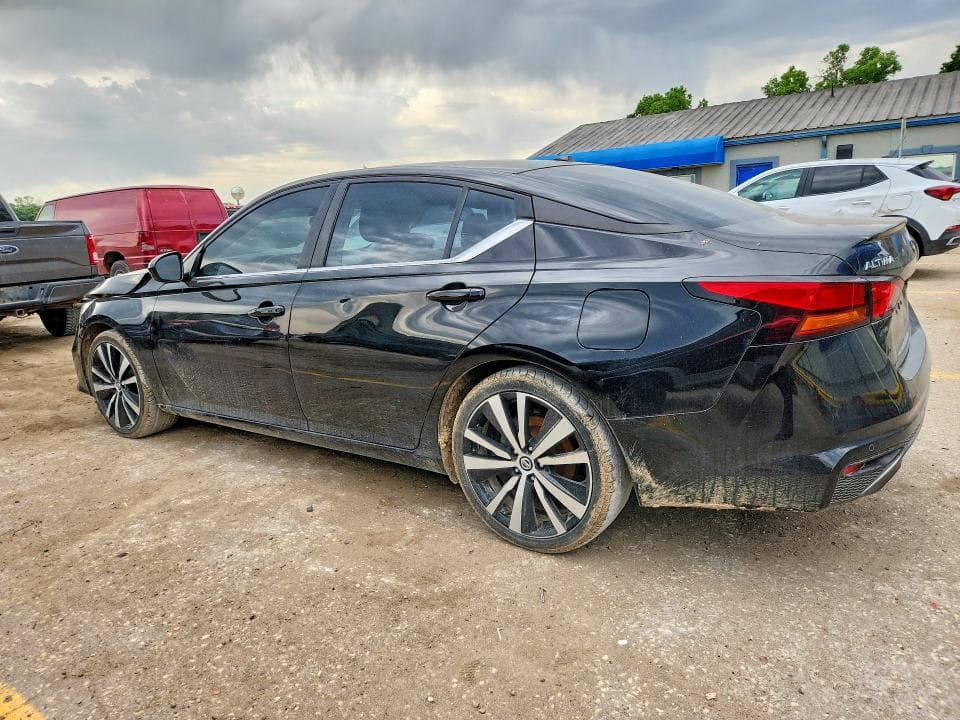 2020 NISSAN ALTIMA SR 2