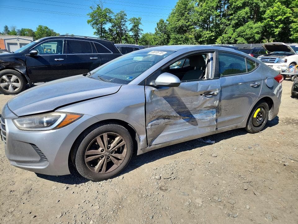 2017 HYUNDAI ELANTRA SE - 1