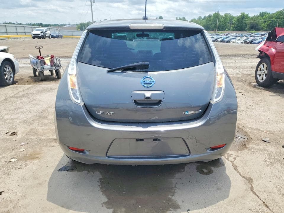 2017 NISSAN LEAF S 6