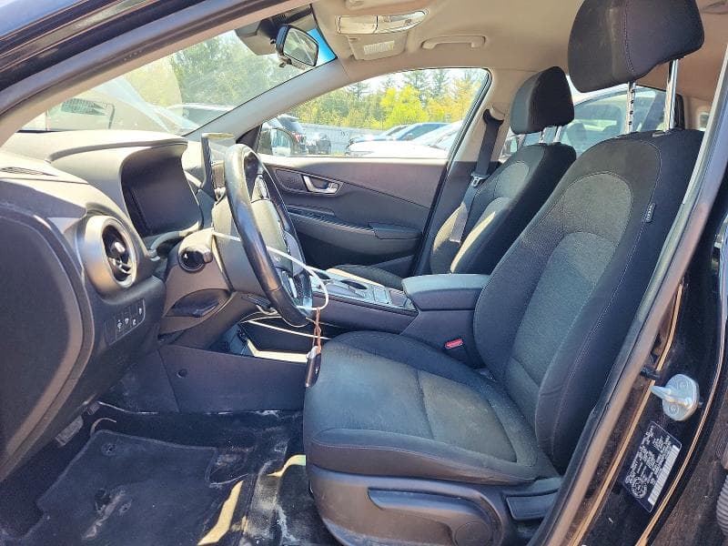 2023 HYUNDAI KONA SE 7